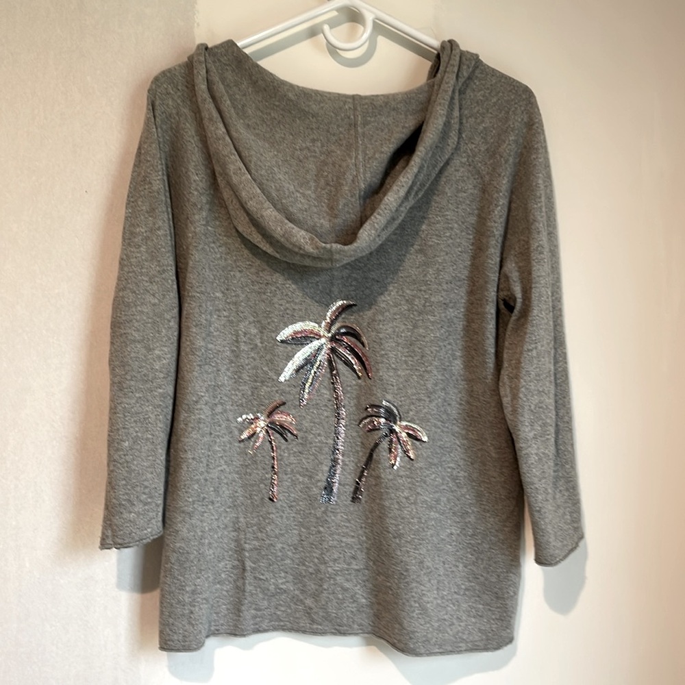 Tommy Bahama lightweight wool three-quarter sleeve V-neck sweater size medium - Picture 1 of 5